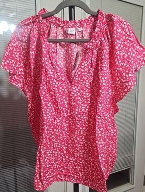 GAP Hot Pink Floral Ruffle V-Neck Blouse